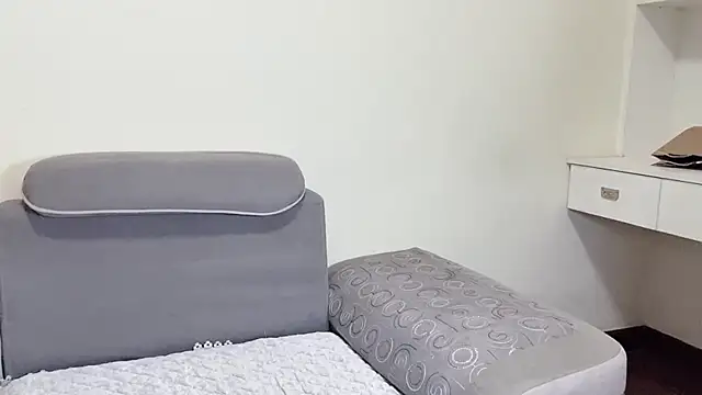 xiaoyang5200 online show from 12.18.25