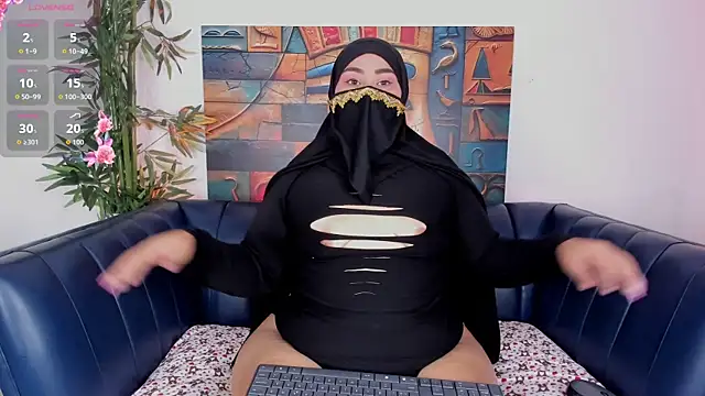 samanee konn online show from 09.25.25