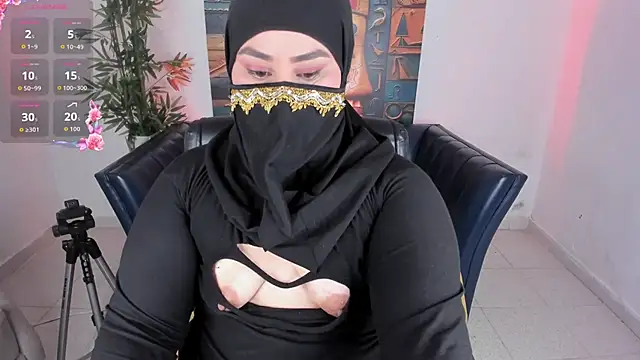 samanee konn online show from 12.22.25