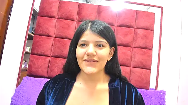 AANGELADIAZZ online show from 10.26.25