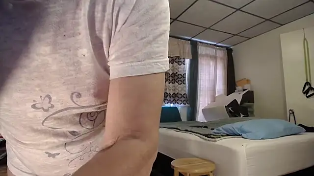 ANALTRAINING4U2 online show from 02.23.25