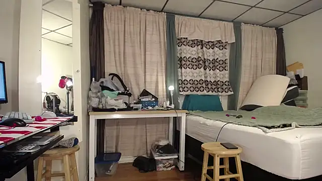 ANALTRAINING4U2 online show from 02.24.25