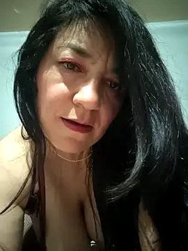 Snapshot of MAFE__29 chatting on 10.16.25 MAFE 29 online show from 10.16.25