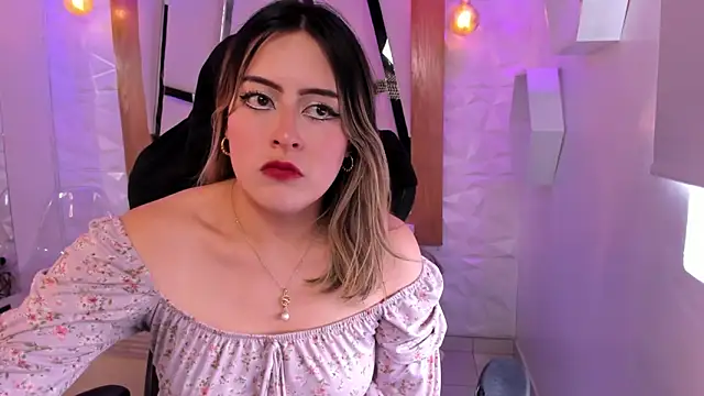 Jenny Wolridge  online show from 09.16.25