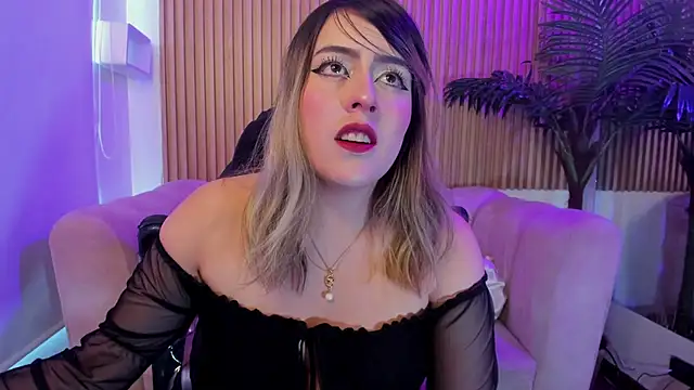 Jenny Wolridge  online show from 10.08.25