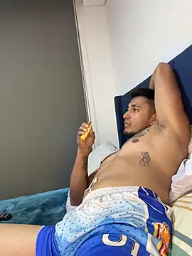 Snapshot of JeanLust chatting on 10.03.25 JeanLust online show from 10.03.25