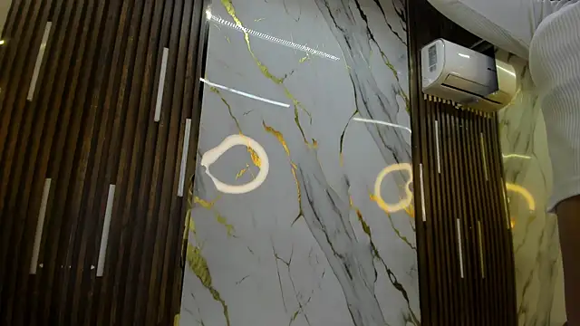 VictoriaDuart online show from 10.22.25