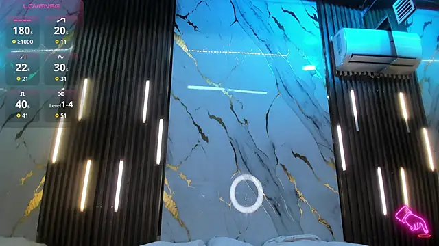 VictoriaDuart online show from 04.15.26