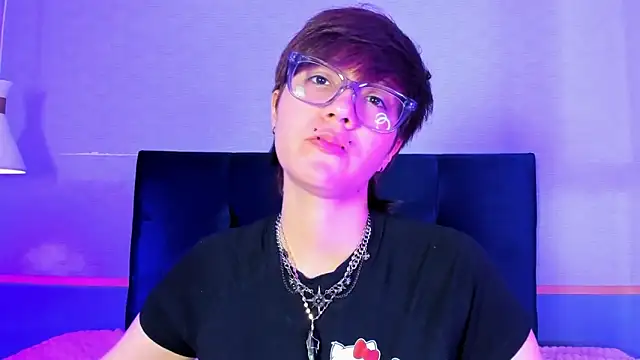 Tsuki Maru online show from 02.04.26