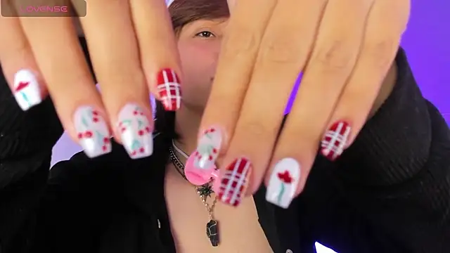 Tsuki Maru online show from 04.16.26