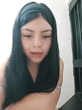 LunaJacobs online show from 11.25.25