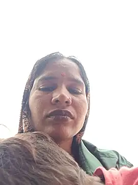 Snapshot of Hot_Seema83 chatting on 10.25.25 Hot Seema83 online show from 10.25.25