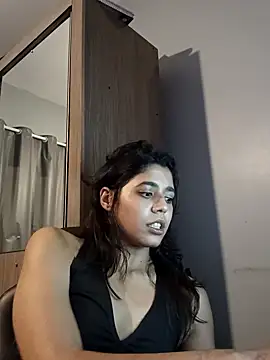 Maricamposs online show from 11.03.25