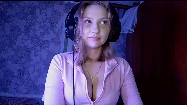 Snapshot of pr_In_cess_ chatting on 10.03.25 pr In cess online show from 10.03.25