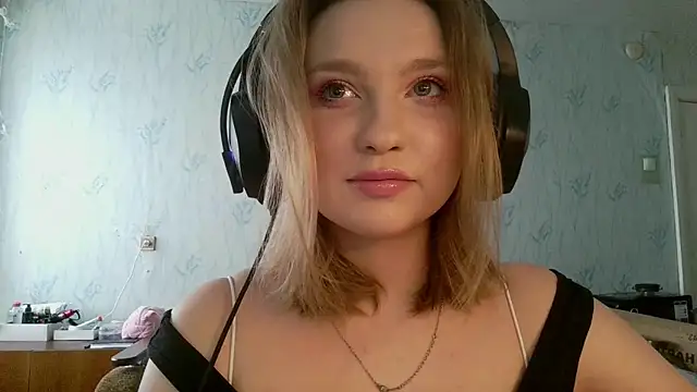 pr In cess  online show from 04.18.26