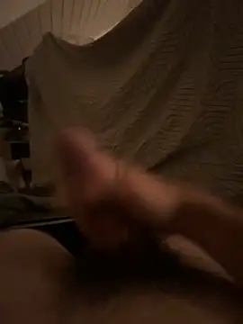 Snapshot of eltet12 chatting on 09.10.25 eltet12 online show from 09.10.25