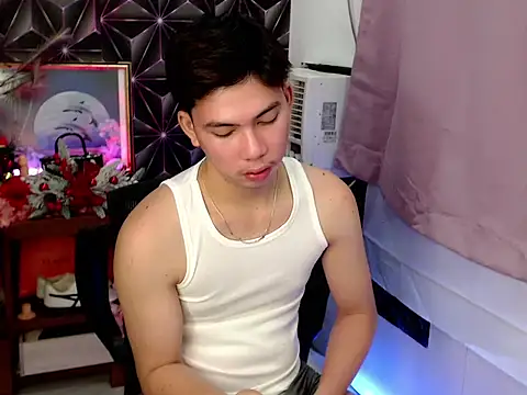 ursweet jade online show from 11.20.25