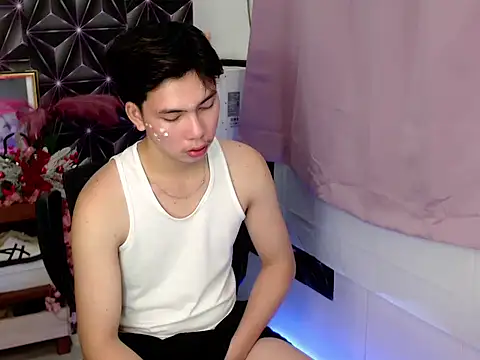 ursweet jade online show from 12.04.25