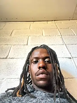 Snapshot of Wuu2now chatting on 10.30.25 Wuu2now online show from 10.30.25