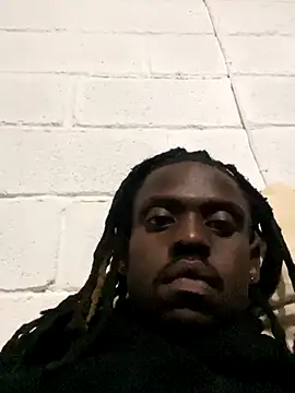 Snapshot of Wuu2now chatting on 11.17.25 Wuu2now online show from 11.17.25