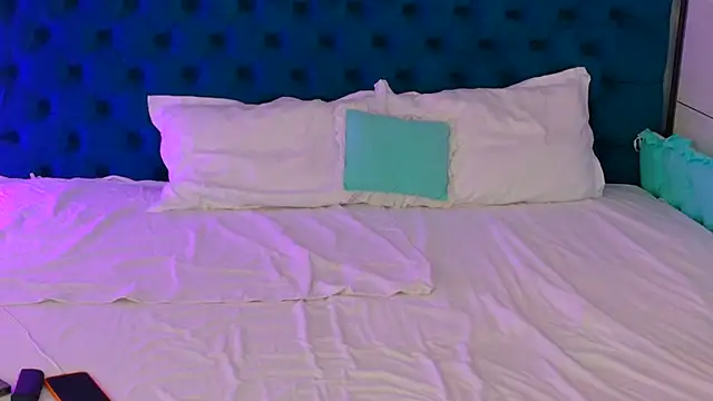 LexieRosse online show from 04.10.26