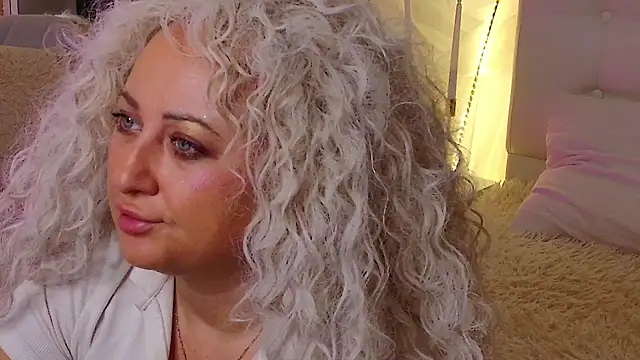 Lilit 1Love online show from 12.02.25