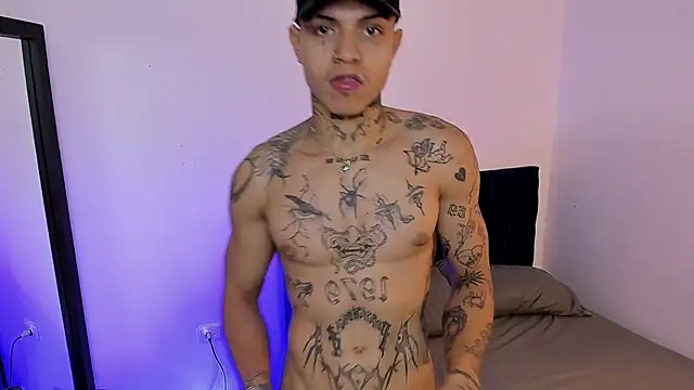 Snapshot of john_mystic chatting on 11.07.25 john mystic online show from 11.07.25