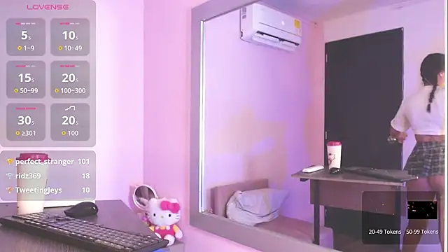 kiity horny  online show from 01.05.26