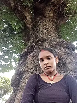 Idhika Jha online show from 09.21.25