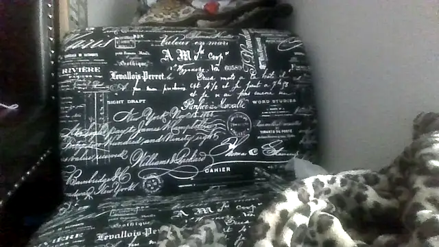 prettymaa online show from 10.15.25