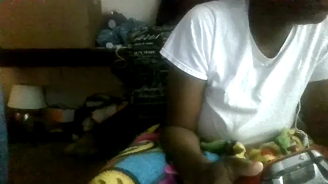 prettymaa online show from 12.13.25