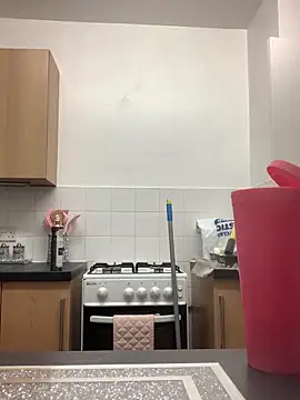 Goldiebaby online show from 10.31.25