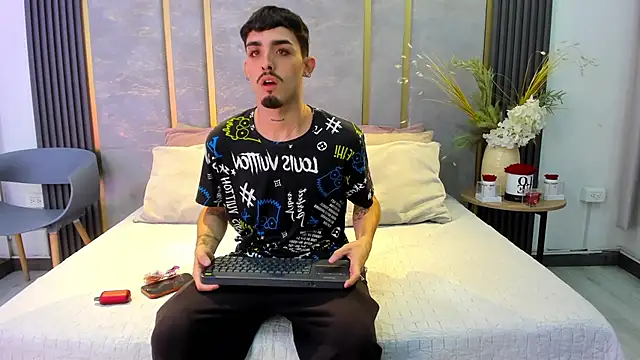 NikoStone  online show from 10.24.25