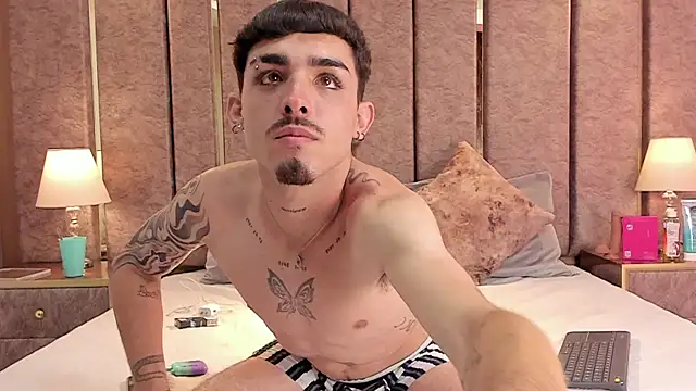 Snapshot of NikoStone_ chatting on 03.01.26 NikoStone online show from 03.01.26