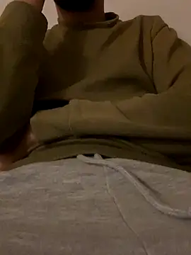 Snapshot of bmwe71 chatting on 10.14.25 bmwe71 online show from 10.14.25