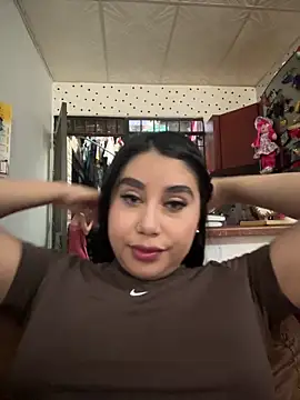 Sophie Dreamss online show from 12.15.25