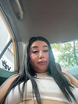 Sophie Dreamss online show from 04.05.26