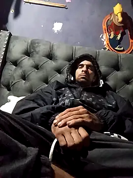 hairy mannn online show from 12.04.25