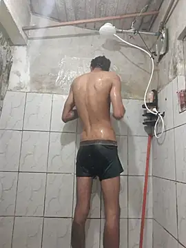 Dedede32 online show from 11.17.25