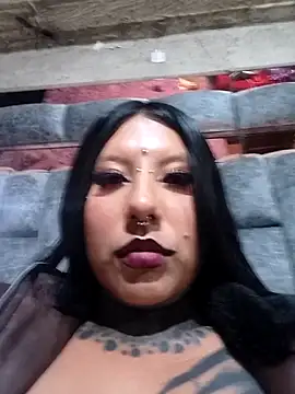 missashlyrosette online show from 12.17.25