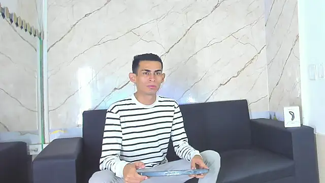 Golldens Dreamss online show from 10.06.25