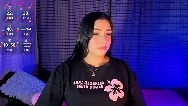 Kayleemorales online show from 10.05.25