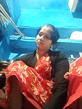 Jooli xx online show from 04.04.26