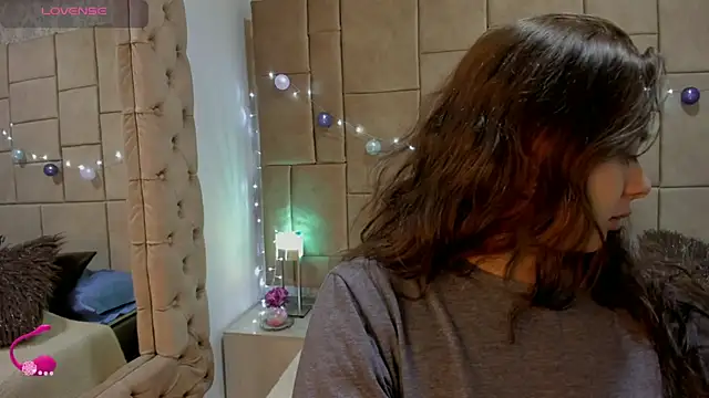 ambar 69  online show from 10.04.25