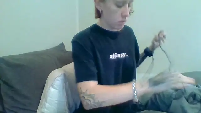 liltiddygoffwaifu online show from 06.10.26