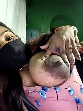 V-hot-swiet online show from 11.11.25