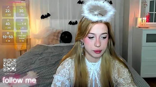 LightStar 18 online show from 10.30.25