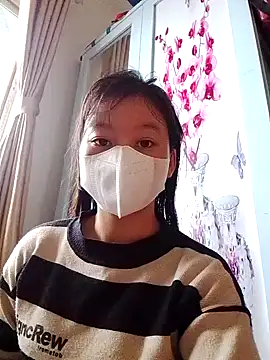 Snapshot of Baby_sit chatting on 11.12.25 Baby sit online show from 11.12.25