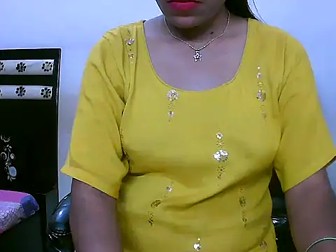 Snapshot of Lalita_thakur chatting on 09.10.25 Lalita thakur online show from 09.10.25