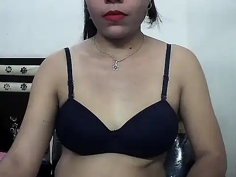 Snapshot of Lalita_thakur chatting on 09.12.25 Lalita thakur online show from 09.12.25